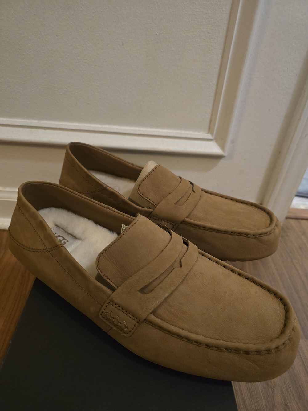 UGG Burkman Suede Penny Loafers with Shearling Lining Sz 13